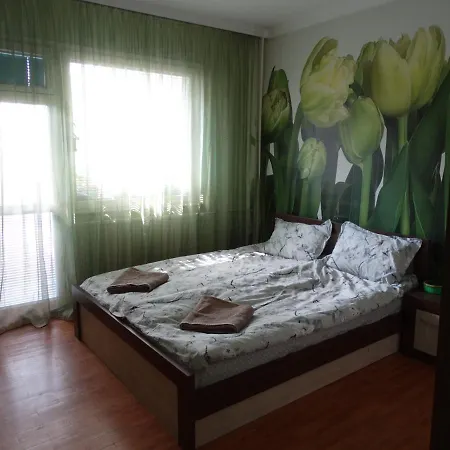 Tulips - Guest Close To The Airport, Free Street Parking Sofia